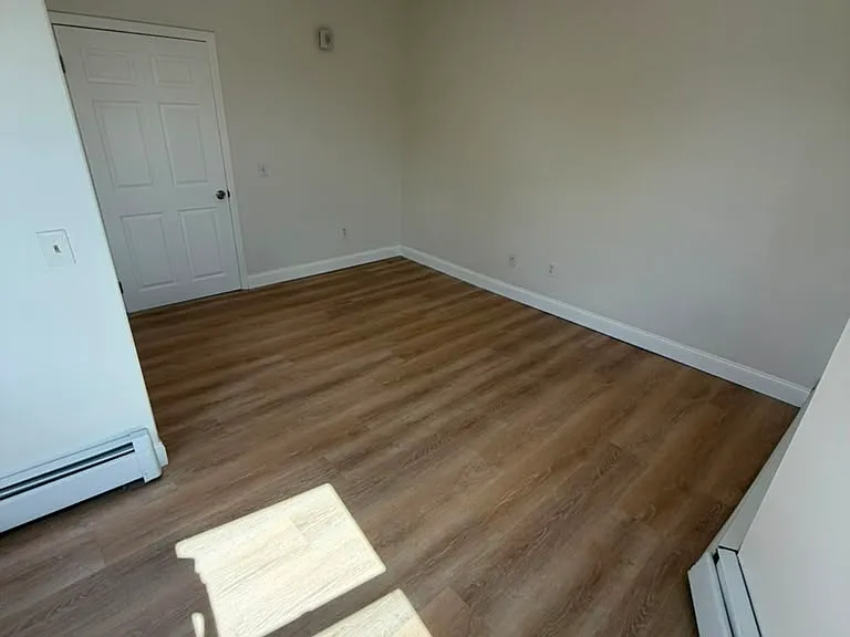 76 Beacon Ave — Photo 5