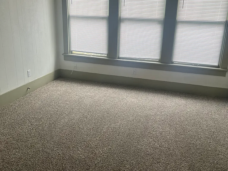 419 Poplar St — Photo 7