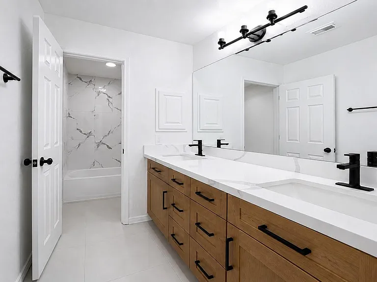 21214 Lilac Meadows Ln — Photo 33