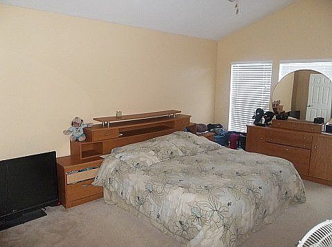 5th image of 2211 Stockton Dr