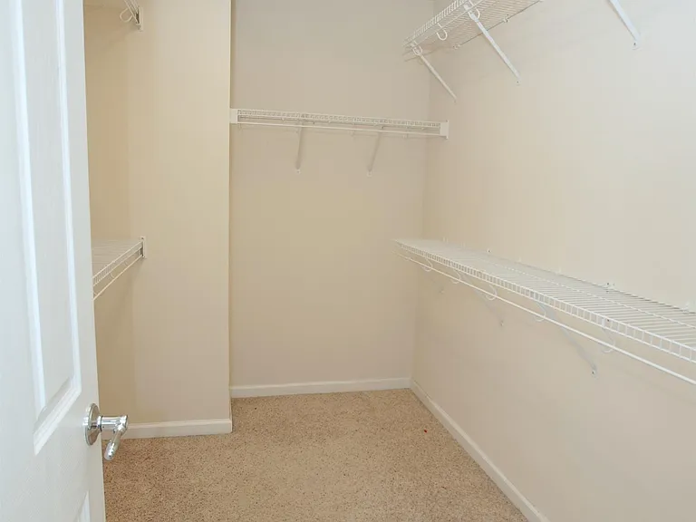 2105 Corwith Dr #1 — Photo 5