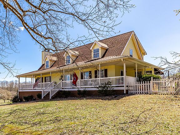 2nd image of 6761 Hall Rd