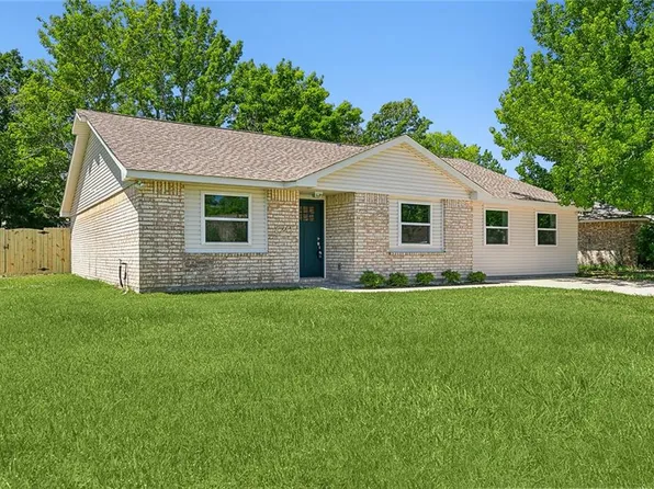 720 Ridgewood Dr, Mandeville, LA 70471