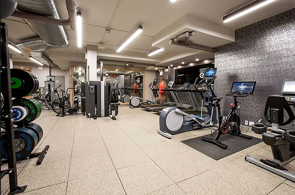 Rented by Spire Group | media 11