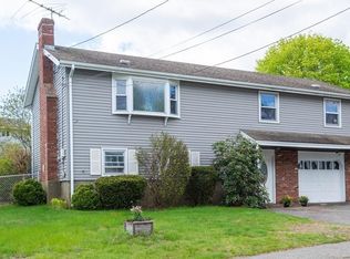 15 Circle Hill Rd, Salem, MA 01970