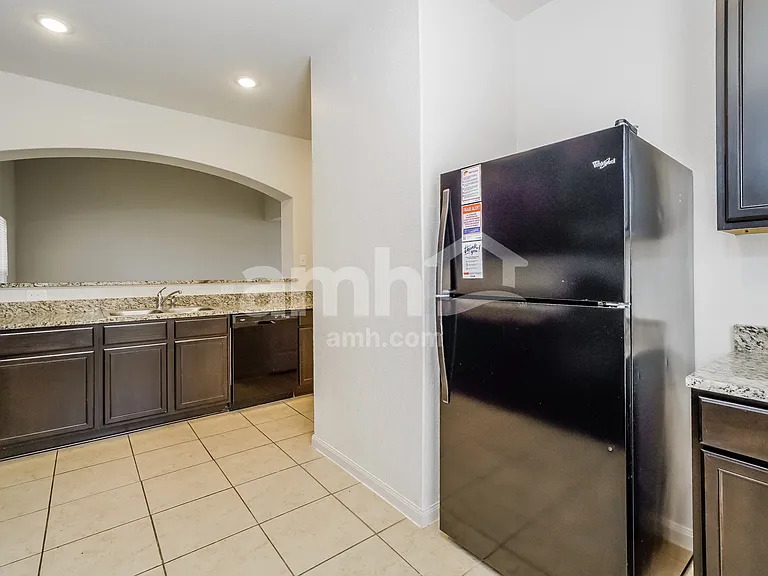 19904 Woodrow Wilson St — Photo 5