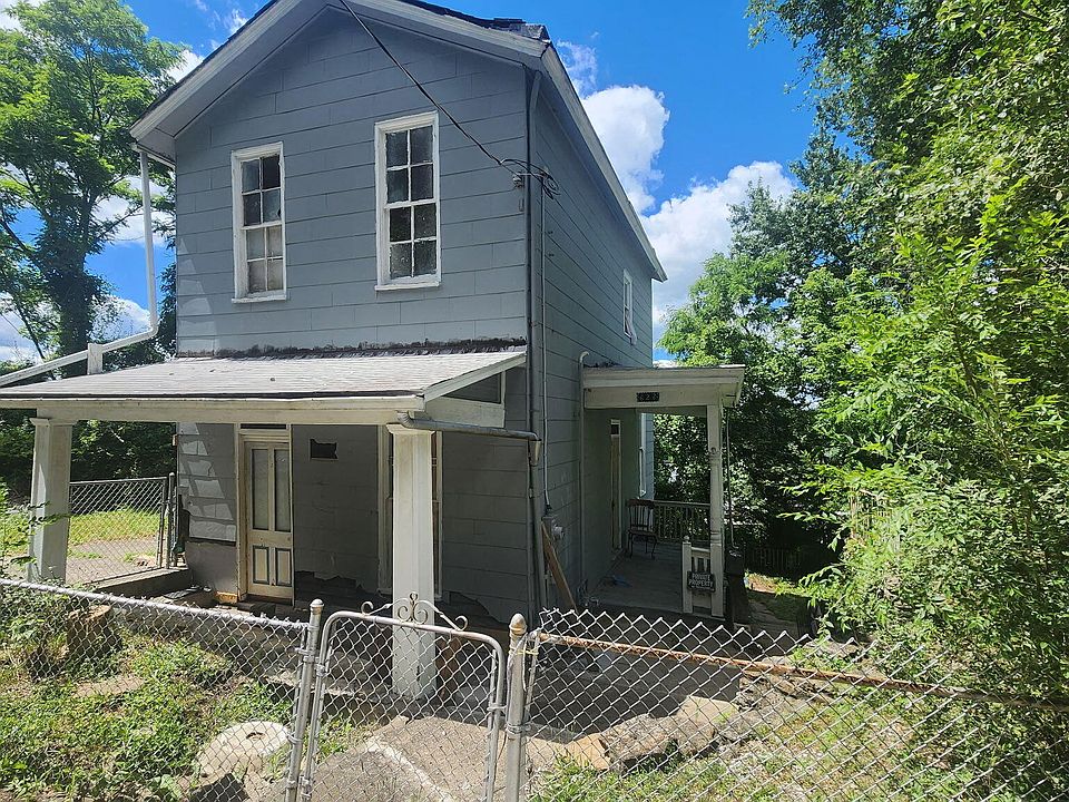1st image of 627 Brooklyn Ave