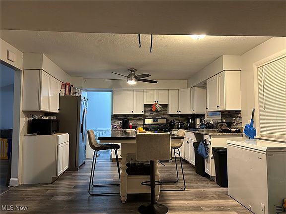 4th image of 7681 Shelburne Dr