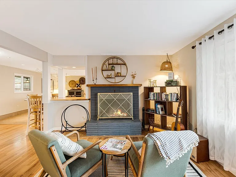 6935 SW Taylors Ferry Rd — Photo 9