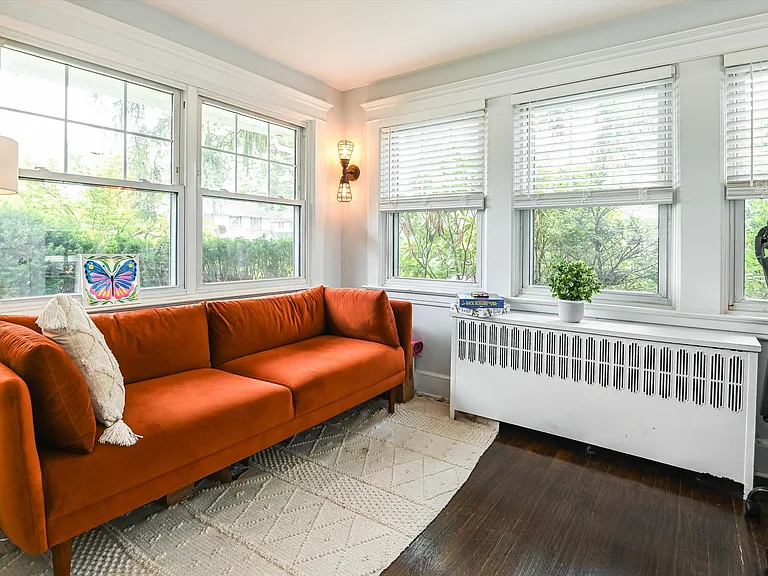 669 Doremus Ave — Photo 14