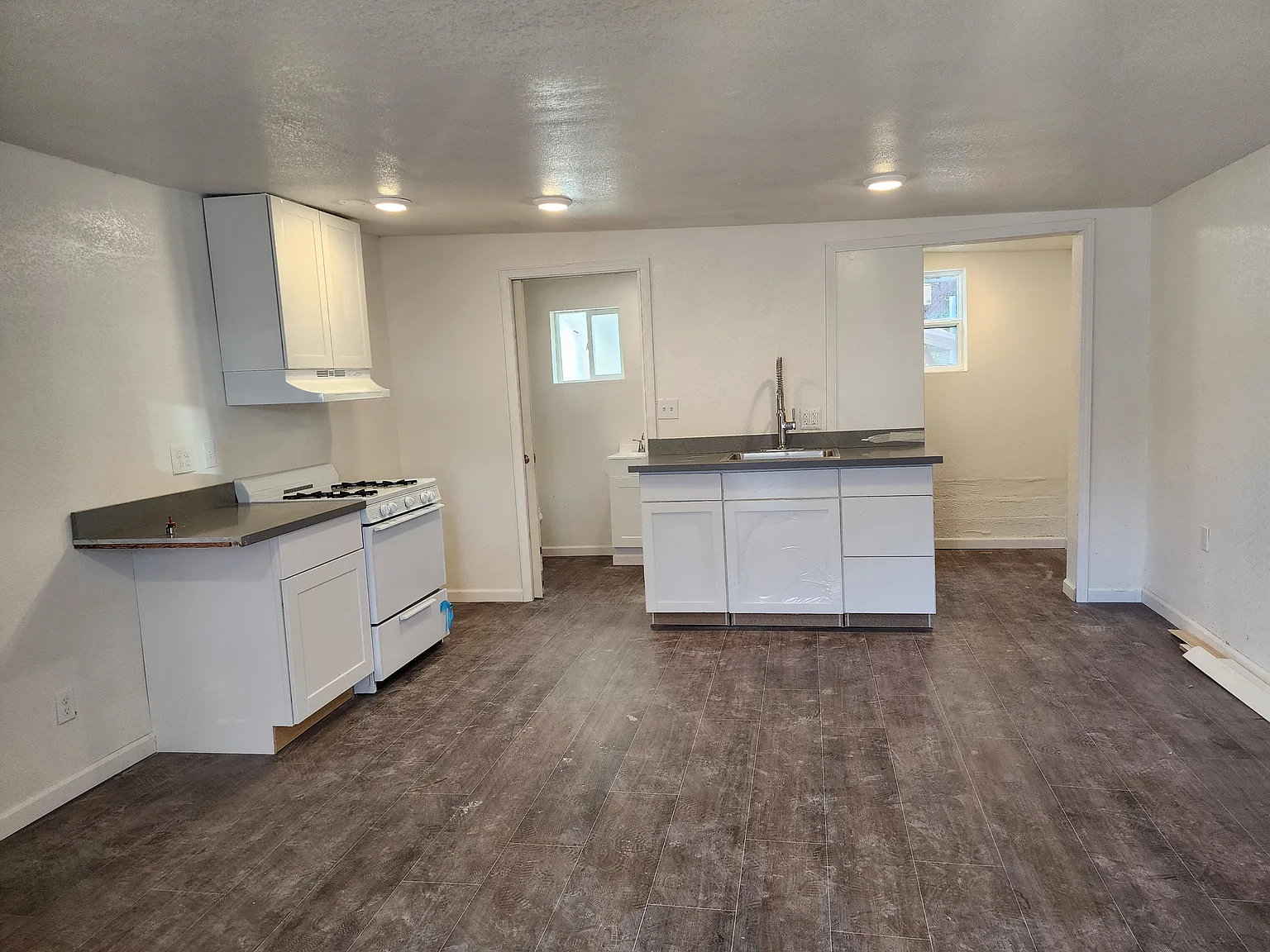 Studio, 500 sqft, $1,700 — Photo 1