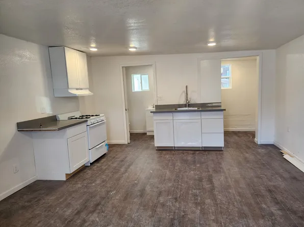 1629 Pomona St, Crockett, CA 94525