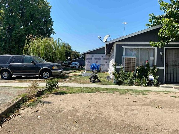 3rd image of 915-943 N Rinaldi Street