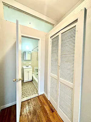 Rented by Pear NYC LLC | media 25