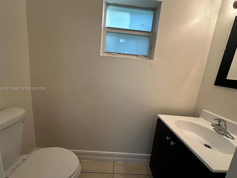 228 NW 14th Ave #0 — Photo 9