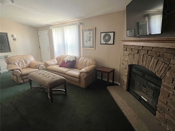 3rd image of 20652 Lassen St Spc 51