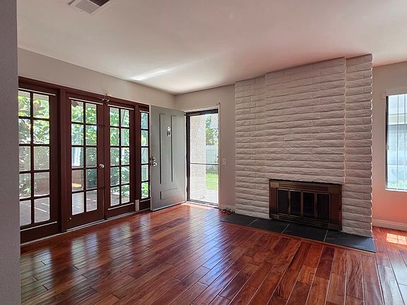 3rd image of 3837 Camino Lindo