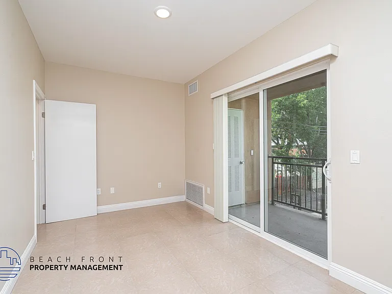 1522 Lomita Blvd. — Photo 21