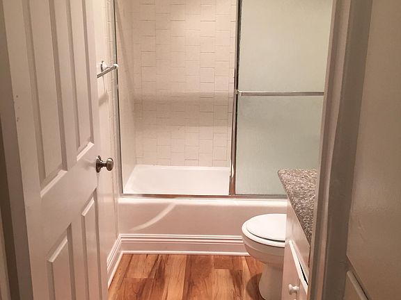 3rd image of 1050 Electric Ave APT 6