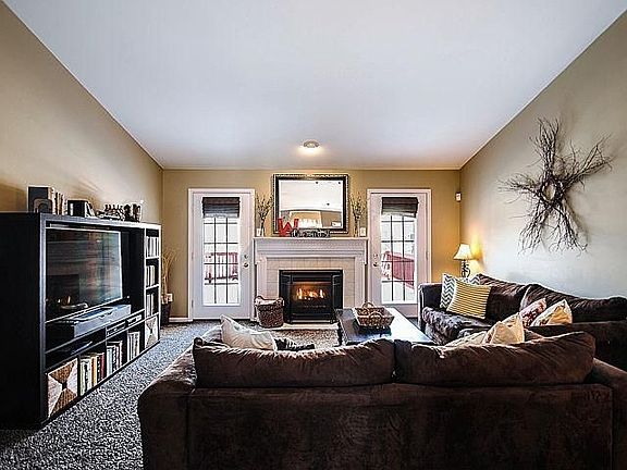 4th image of 8959 Sunflower Dr