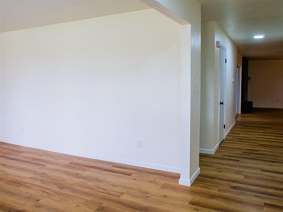 5th image of 906 NW Fort Sill Blvd