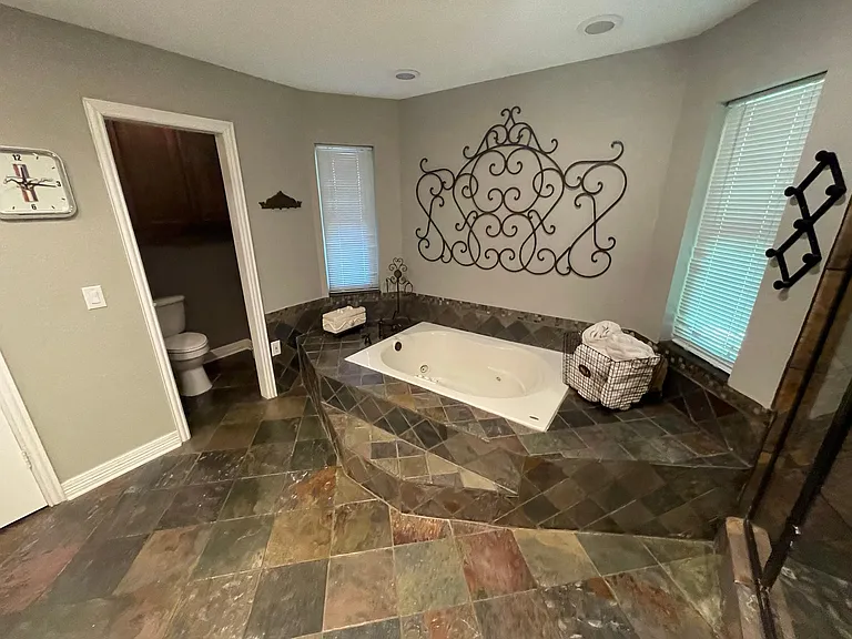 5 Meadow Creek Ct — Photo 36