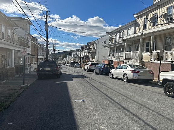 4th image of 400 W Coal St #402-A