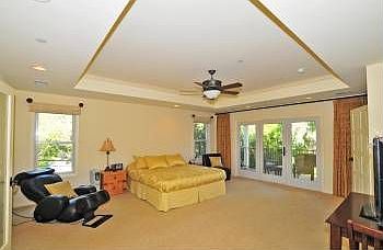 4th image of 2505 Hayward Dr