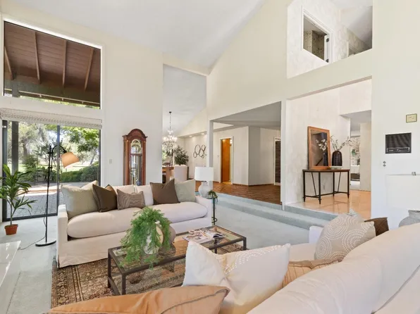 26193 Club Dr, Madera, CA 93638