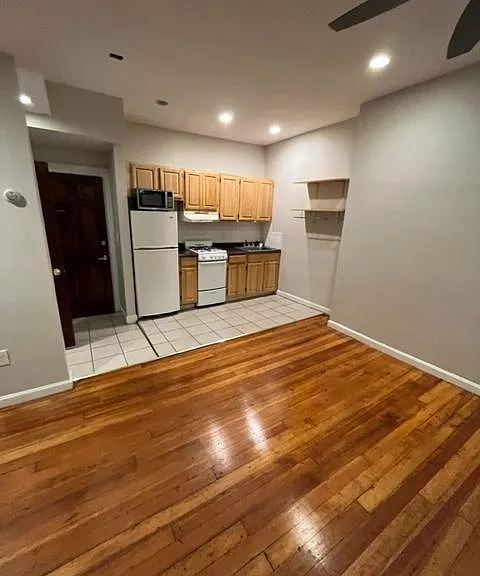 83 Marlborough St #BF — Photo 2
