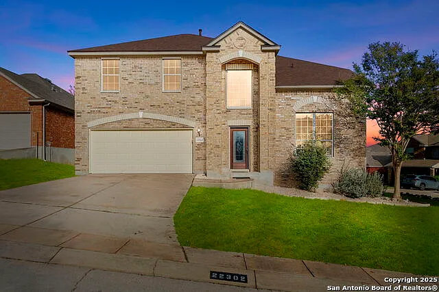 3 bed, 2.5 bath, 2606 sqft, $2,500 — Photo 1
