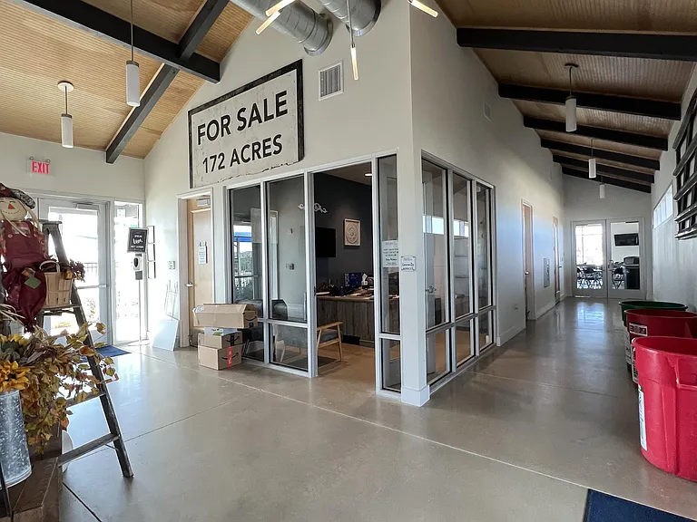 7010 Pail Pl — Photo 8