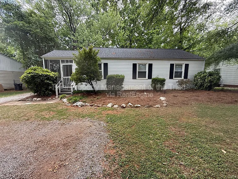 2331 W Cornwallis Dr — Photo 1