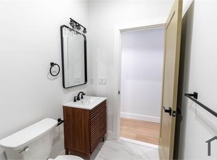 929 W Butler St #A, Philadelphia, PA 19140