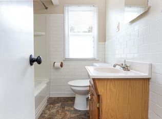 2073 Garfield St, Ferndale, MI 48220