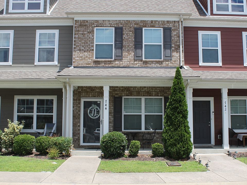 1st image of 744 Bradburn Village Way