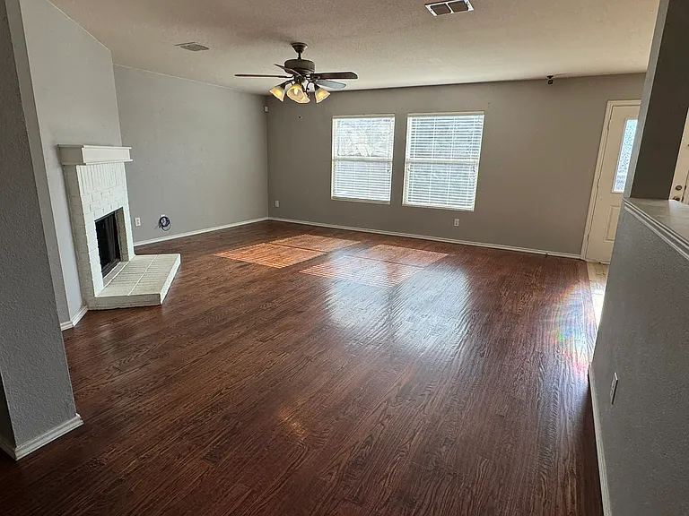 13287 Fowler Dr — Photo 23
