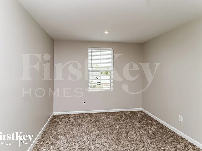 5816 Camp Ct SW — Photo 15