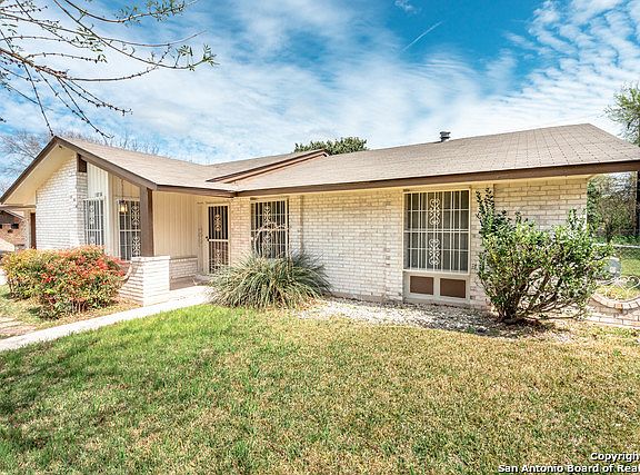 2nd image of 10214 Tioga Dr