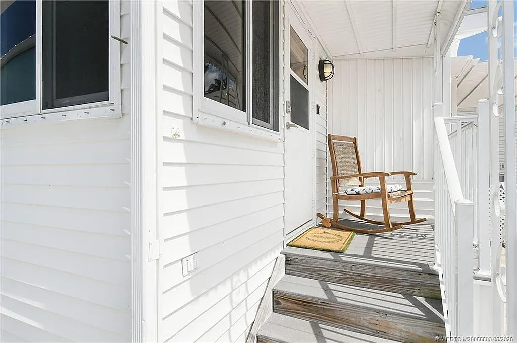 2 bed, 1.0 bath, 800 sqft, $4,000 — Photo 4