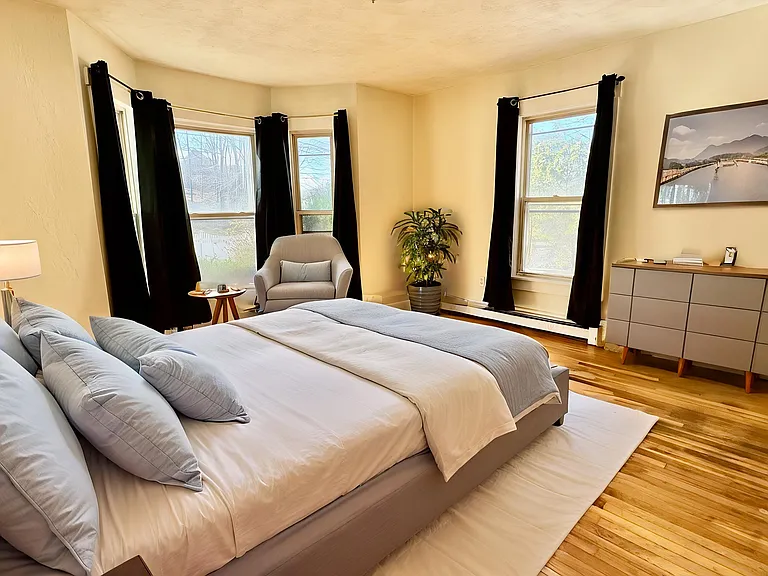 8 Chestnut St #1 — Photo 3