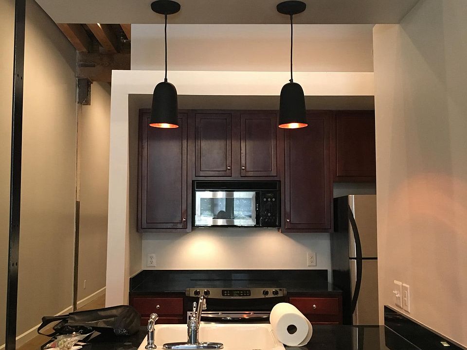 1st image of 815 Porter St APT 201