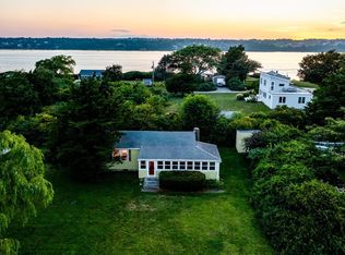 33 Three Rod Way, Tiverton, RI 02878
