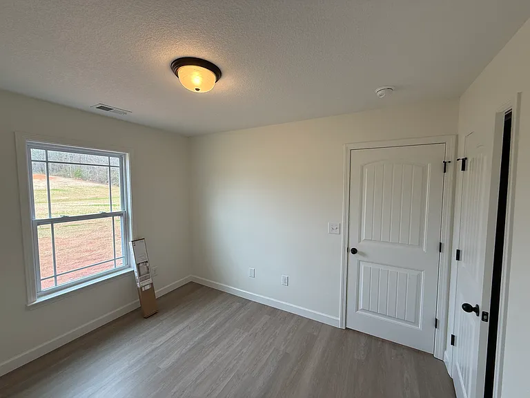 896 Bradley Dill Rd #B — Photo 34