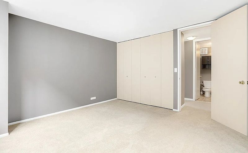 1st image of 655 W Irving Park Rd APT 317