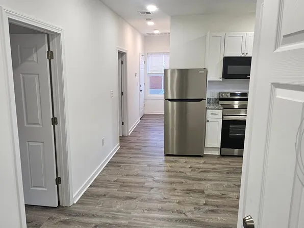 145 Canterbury St, Worcester, MA