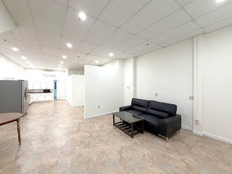 43 Main St #1A — Photo 4