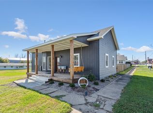 316 NE 2nd St, Stuart, IA 50250