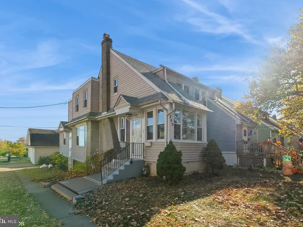 200 Trites Ave, Norwood, PA 19074