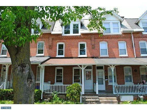 743 Haws Ave photo 1